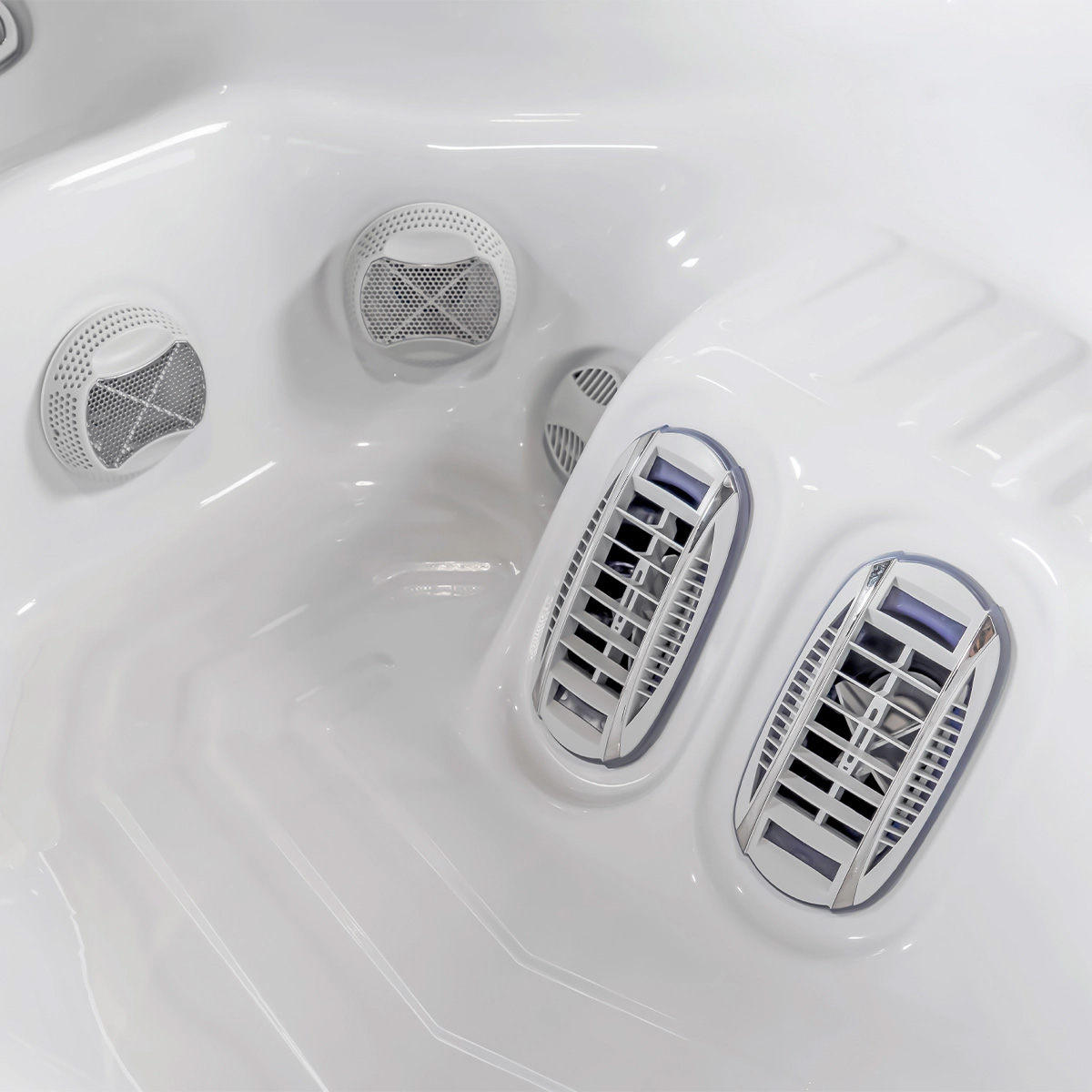 Wellis® Kilimanjaro Life Premium - Staffordshire Hot Tubs & Swimspas